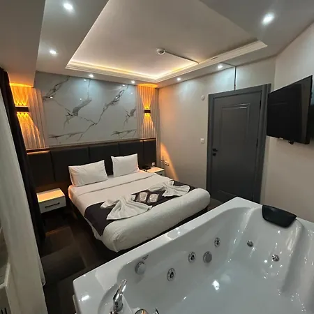 Ξενοδοχείο Lizbonia 2*