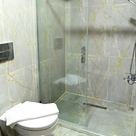 Ξενοδοχείο Lizbonia